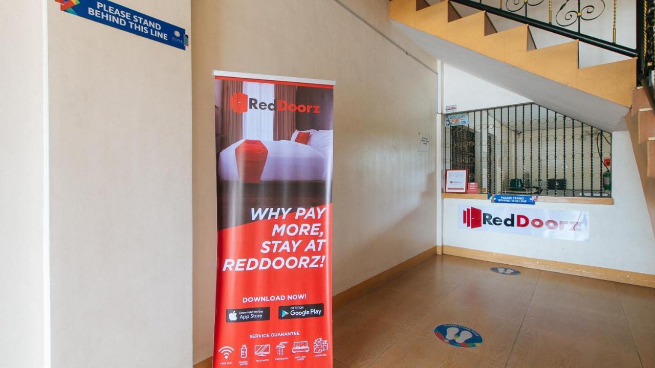 RedDoorz @ Golden Skye Hotel Guagua Exterior foto